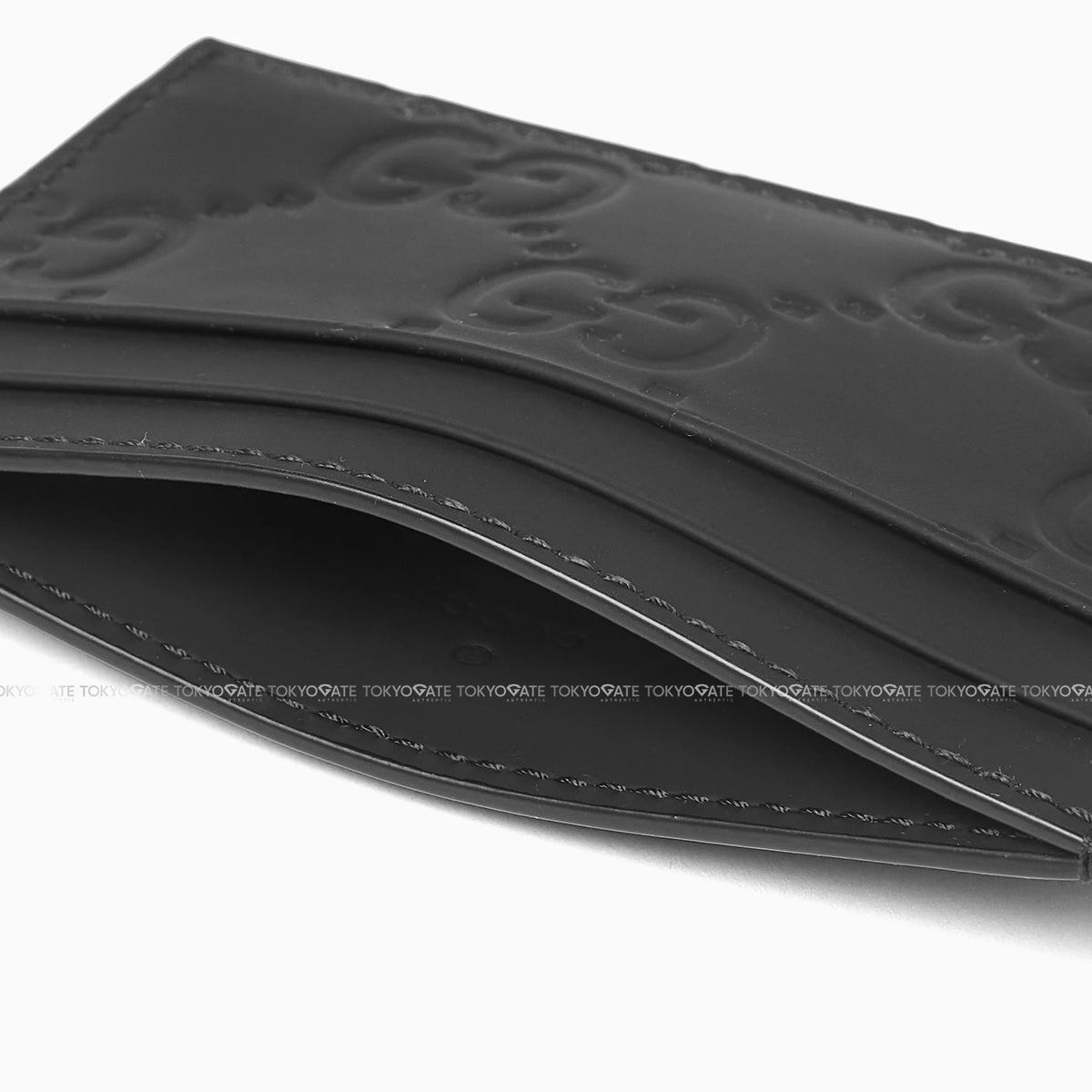Ví đựng card Gucci 771315 AACOL 1000 GG Rubber-Effect Card Case Black