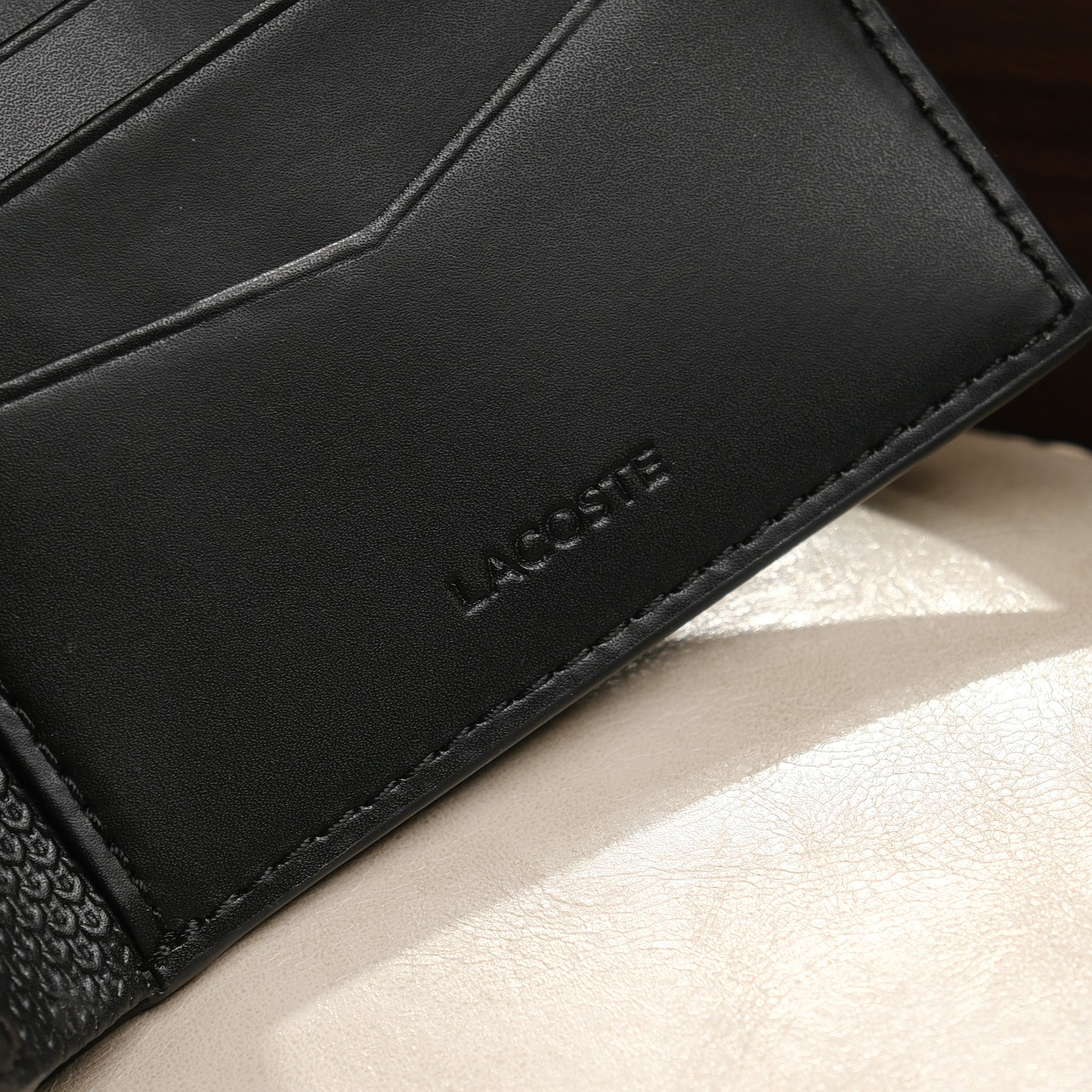 Ví nam Lacoste NH2824CE 000 Small Piqué Leather Chantaco Billfold