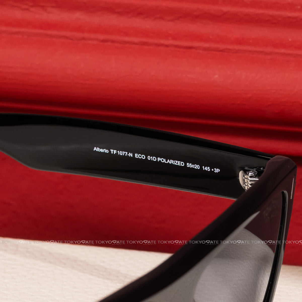 Kính Tom Ford FT1077 Alberto Sunglasses