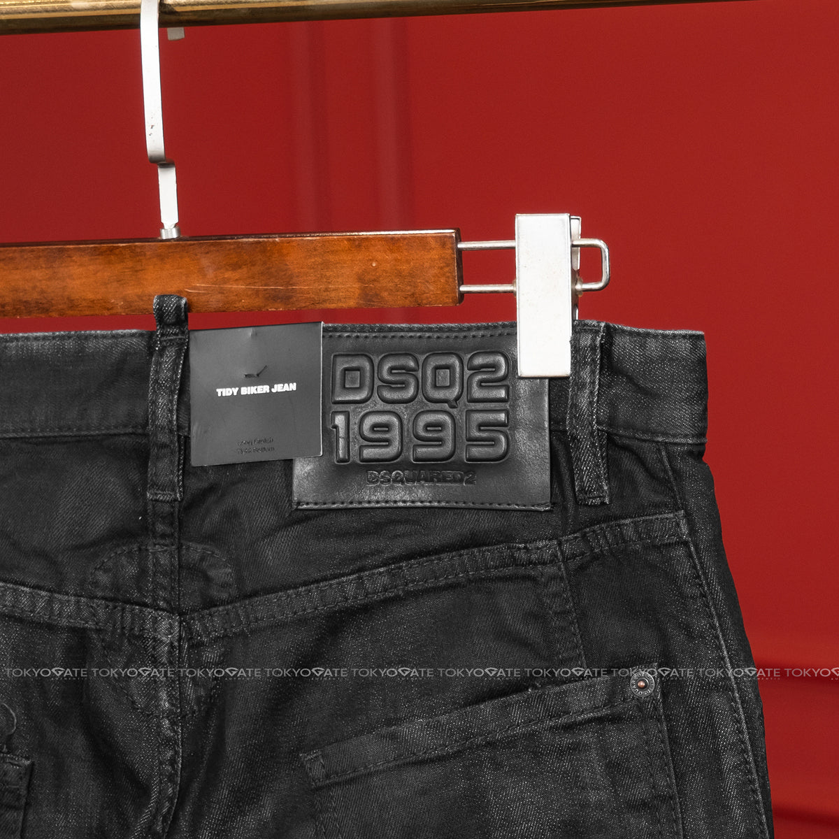 Quần jeans Dsquared2 S71LB1483 900 Tidy Biker