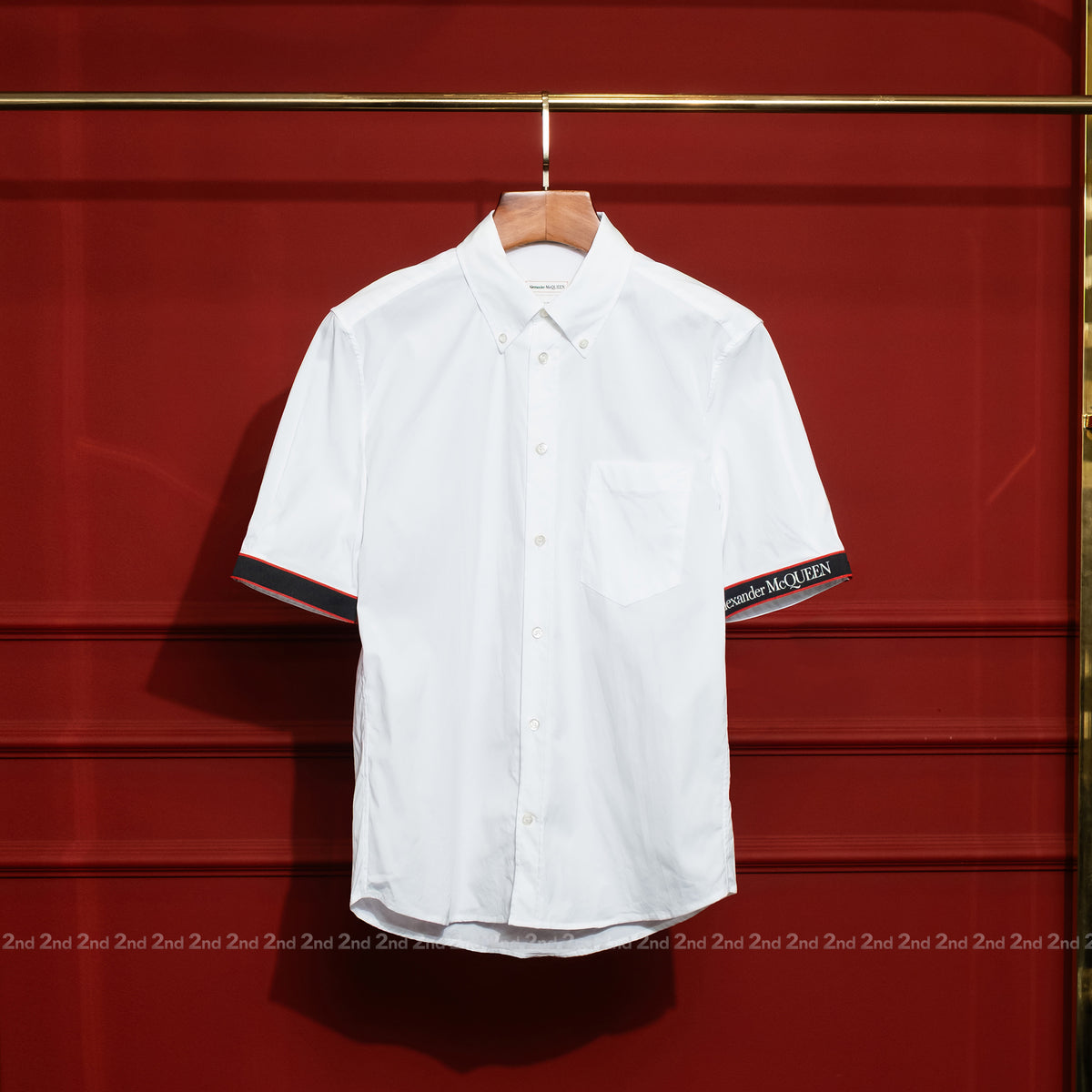 [2nd] Áo sơ mi Alexander McQueen Logo Tape Short Sleeve Shirt White
