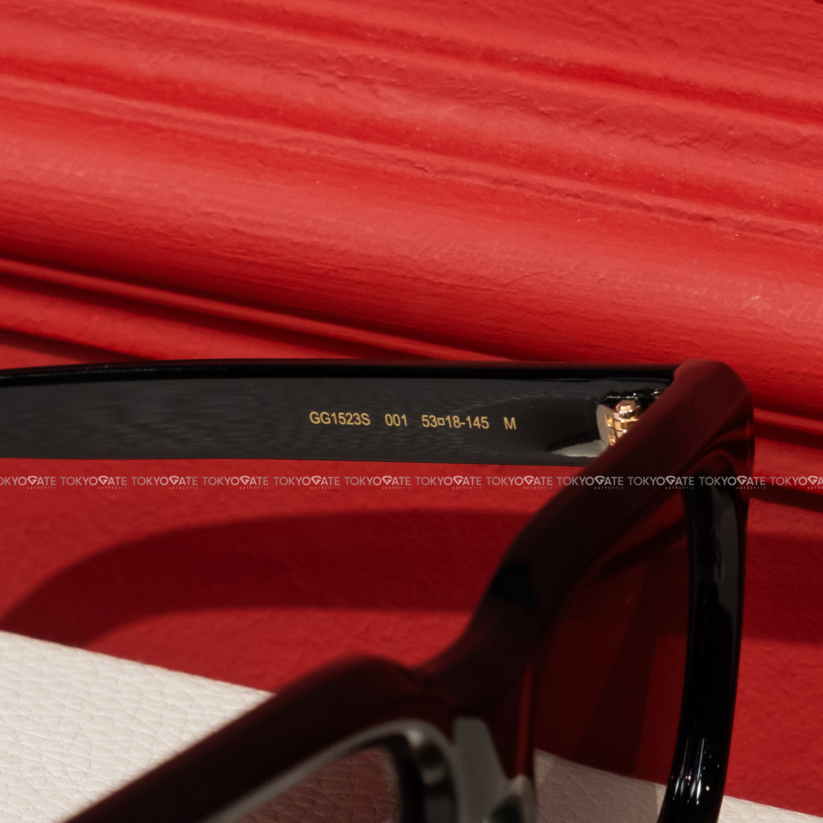 Kính Gucci GG1523S 001 Black Grey Sunglasses