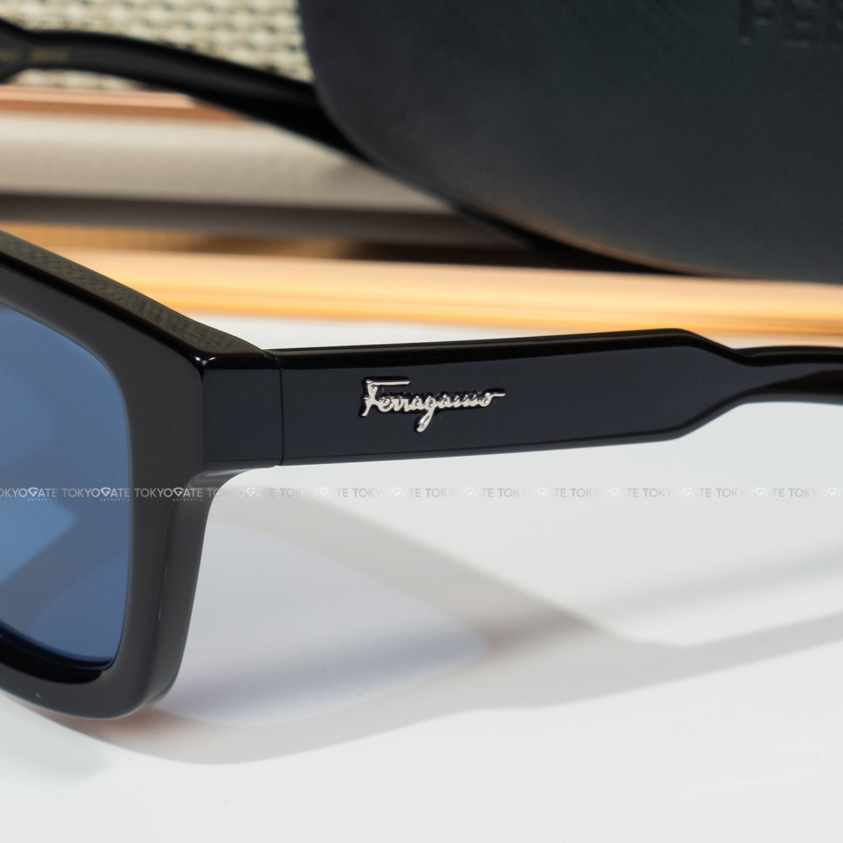 Kính Ferragamo SF1064SCP 001 Black Grey Sunglasses