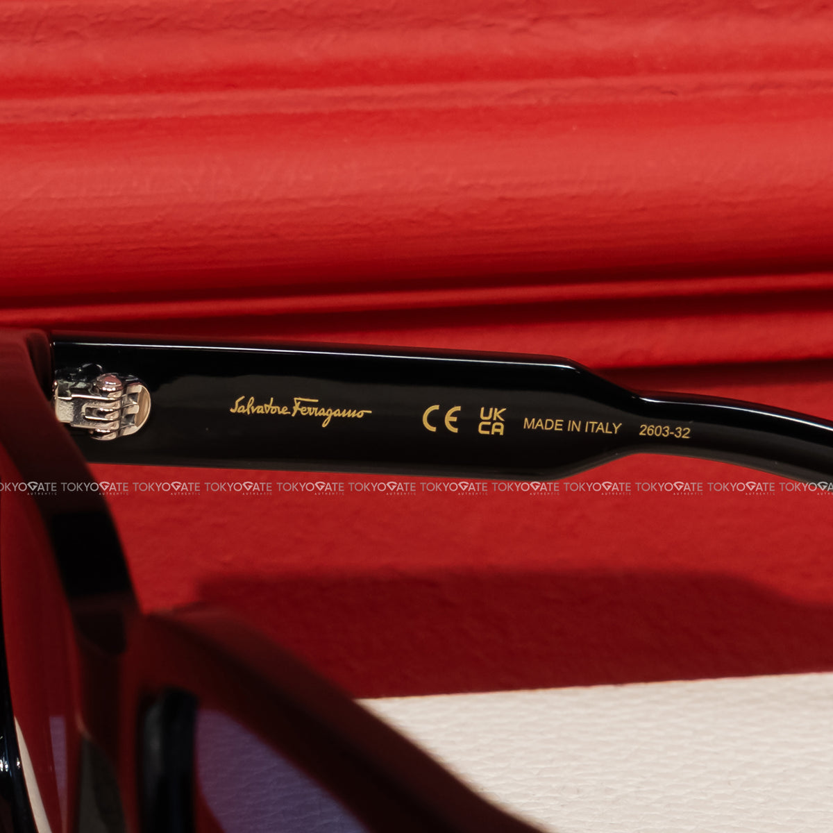 Kính Ferragamo SF1064SCP 001 Black Grey Sunglasses
