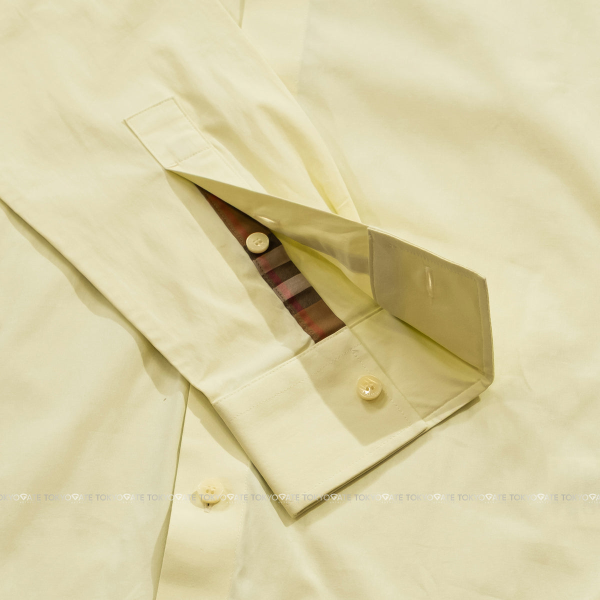 Áo sơ mi Burberry 8104368 Shefford Frosted Lemon Slim Fit