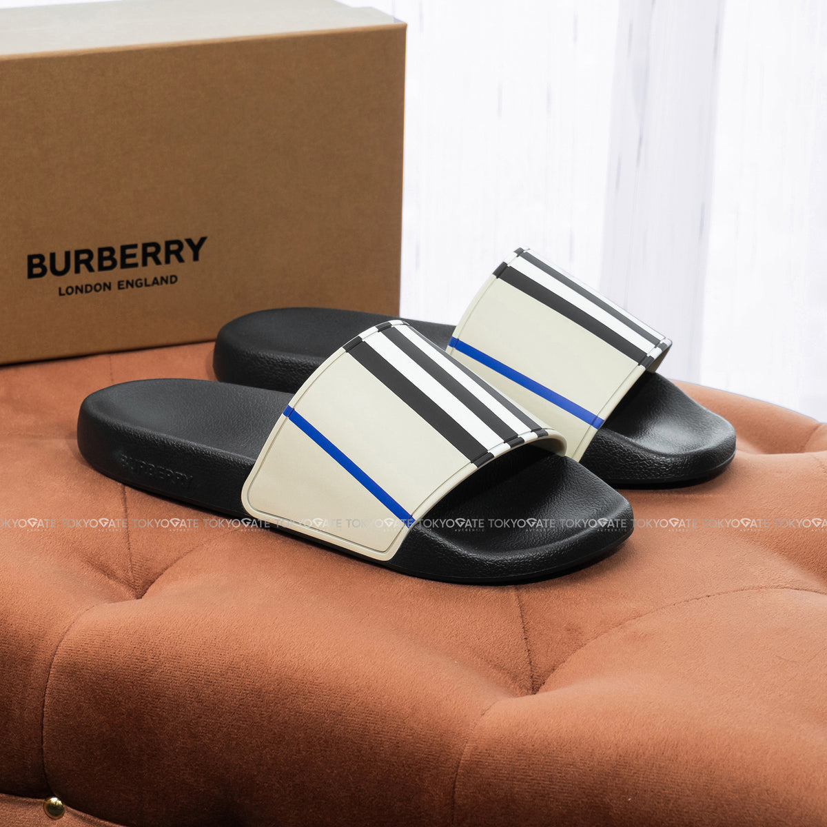 Dép Burberry 8129415 Furley Lichen IP Check