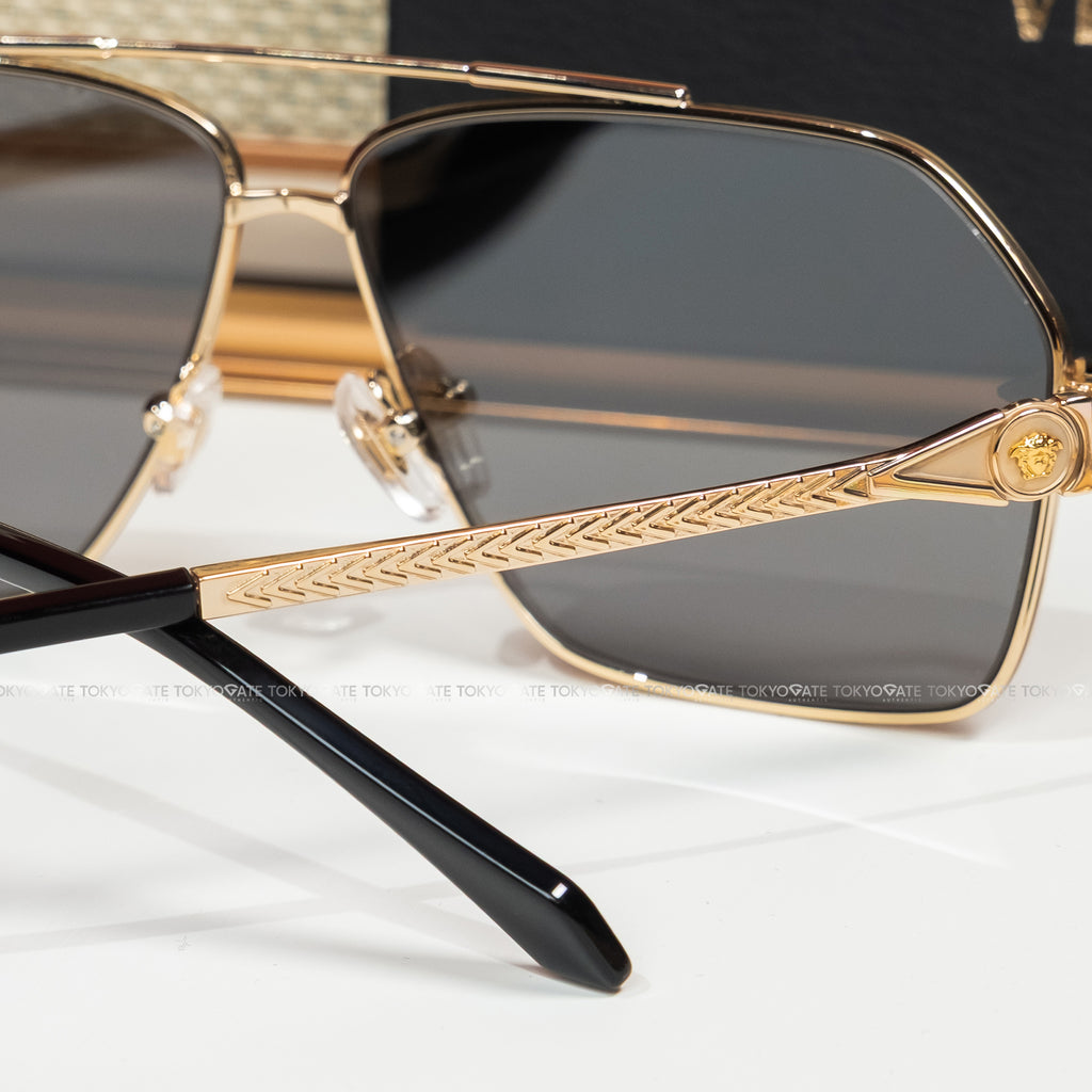 Kính Versace 0VE2284 1002/6G Gold Light Grey Mirror Silver Sunglasses
