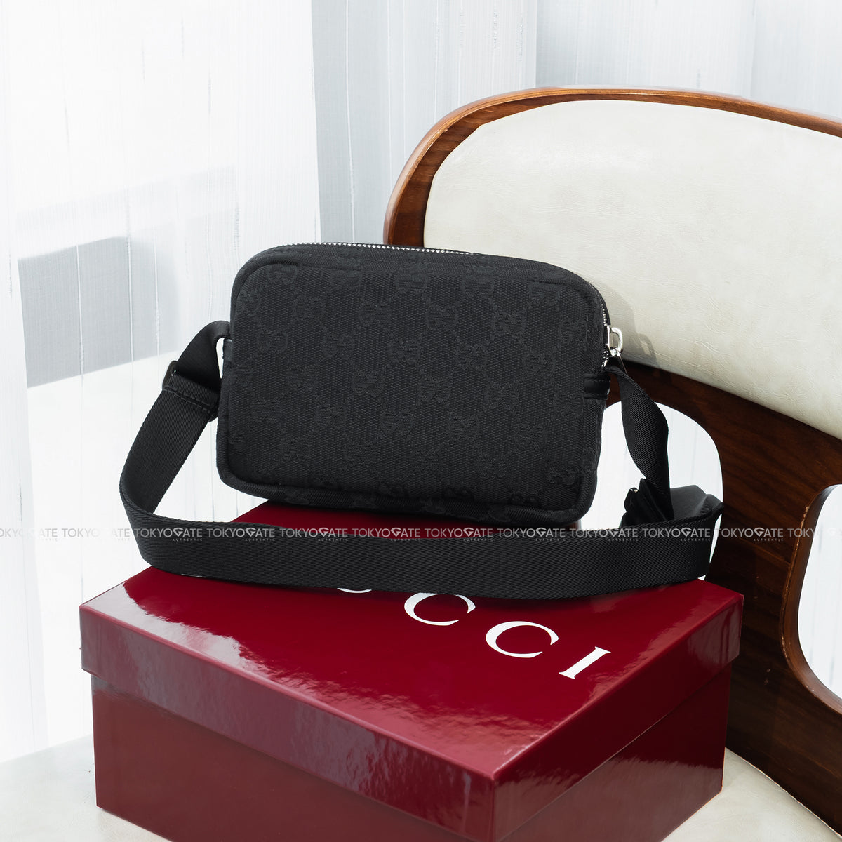 Túi Gucci 855344 FAD6G 1000 GG Canvas Messenger Bag Black