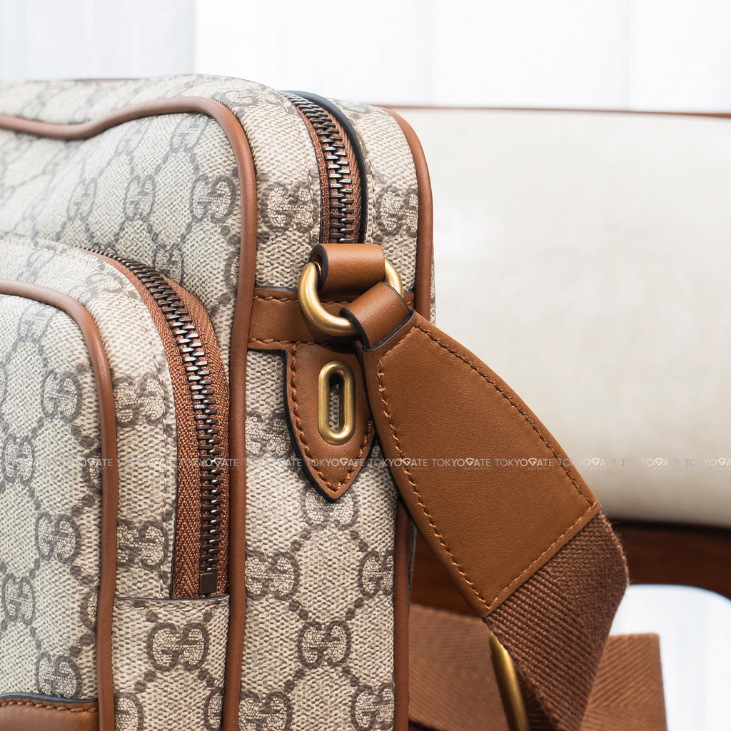 Túi Gucci 821160 FAED3 9786 GG Emblem Medium Crossbody Bag Beige Dark Brown