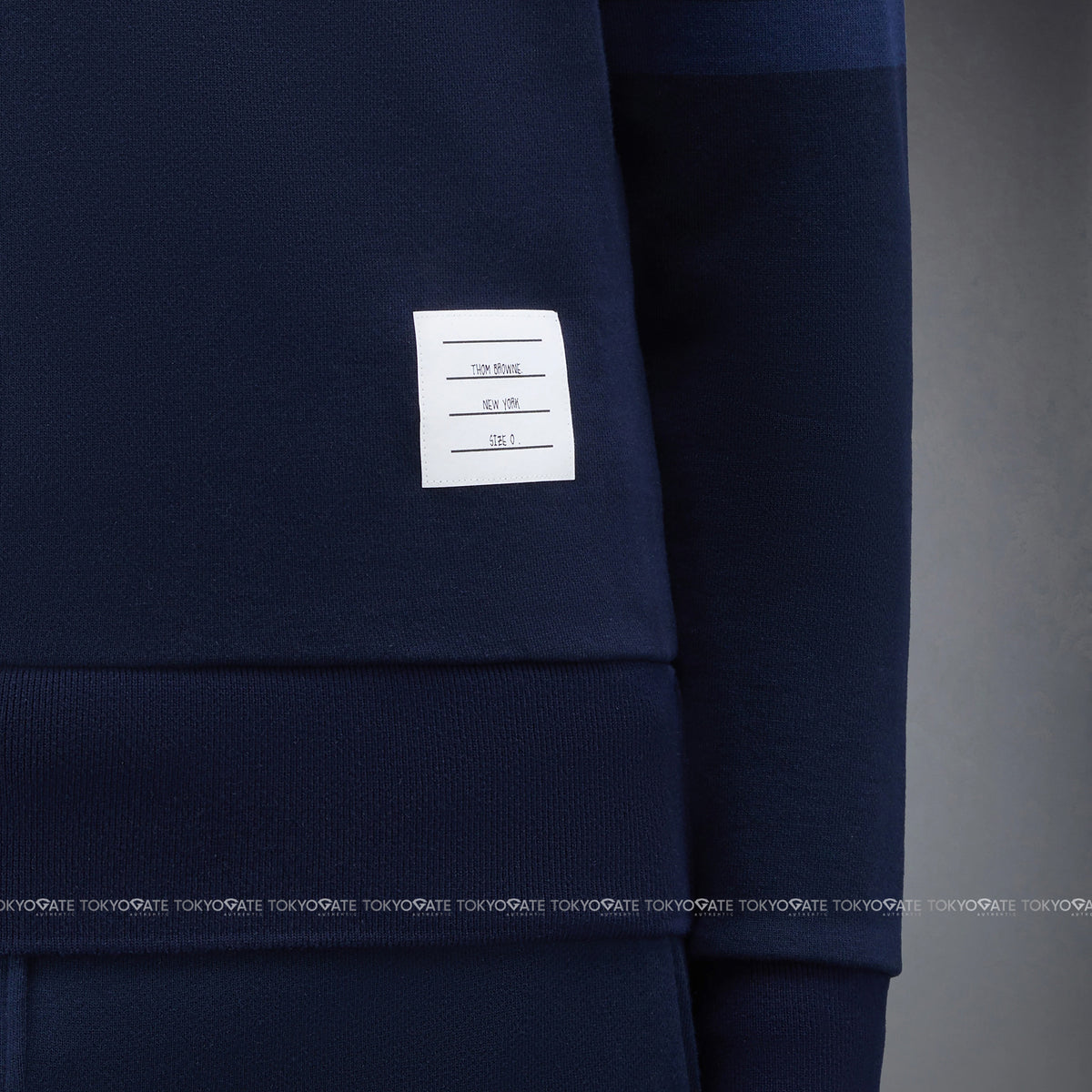 Áo nỉ Thom Browne MJT248A 00016 415 Tonal 4-Bar Loopback Navy Regular Fit