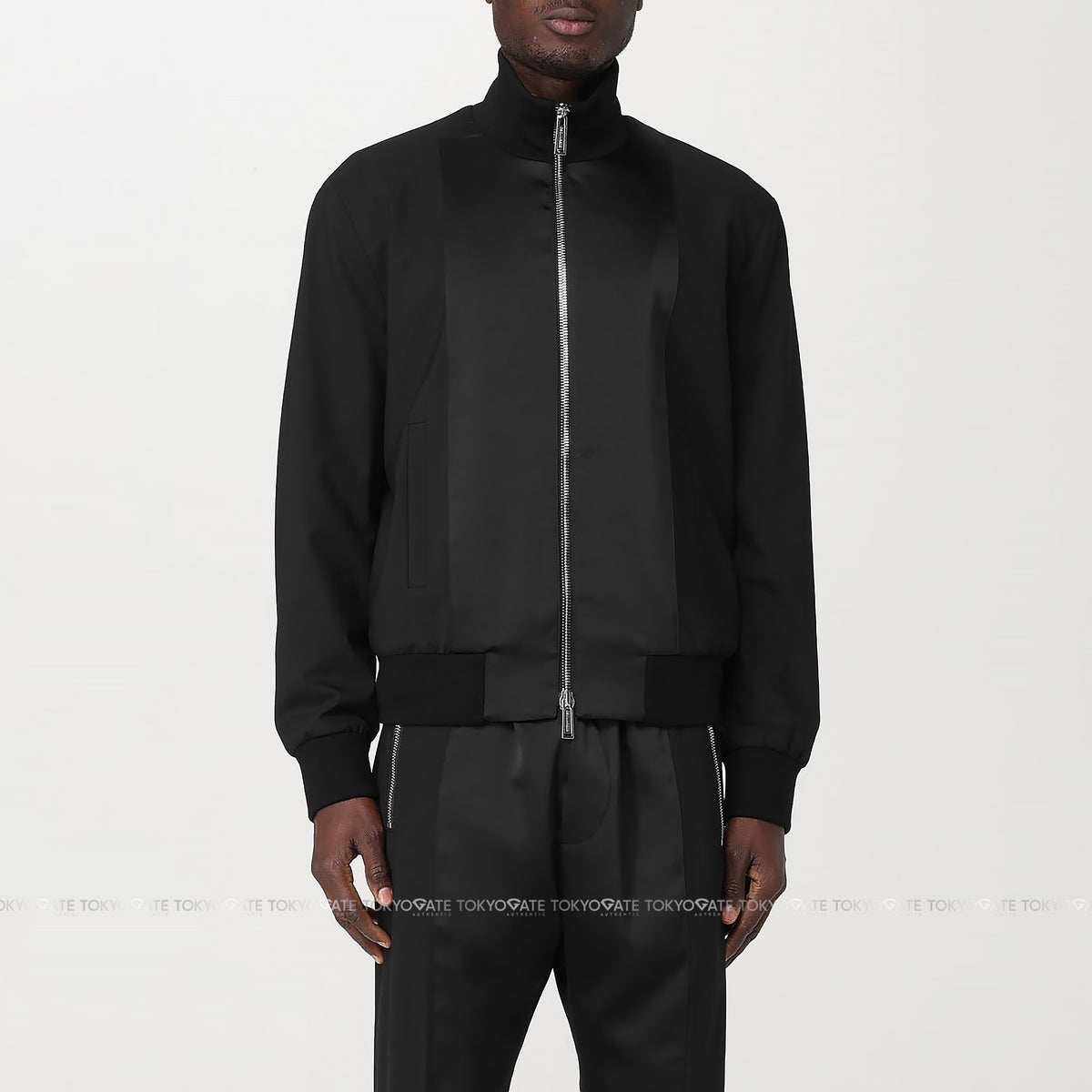 Áo khoác Dsquared2 S74AM1475 S40320 900 Chic Motley Bomber Black